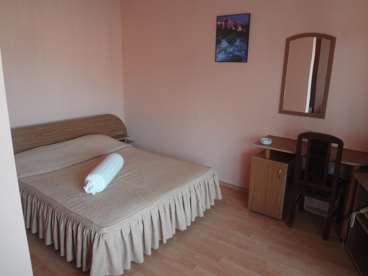 Paradise Hotel Madzharovo Номер фото
