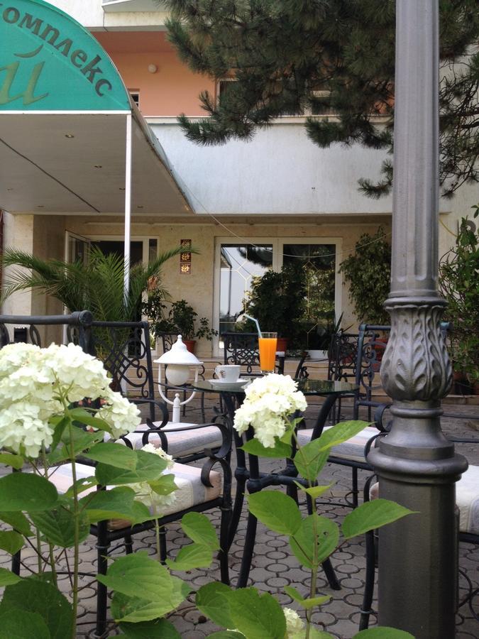 Paradise Hotel Madzharovo Екстер'єр фото