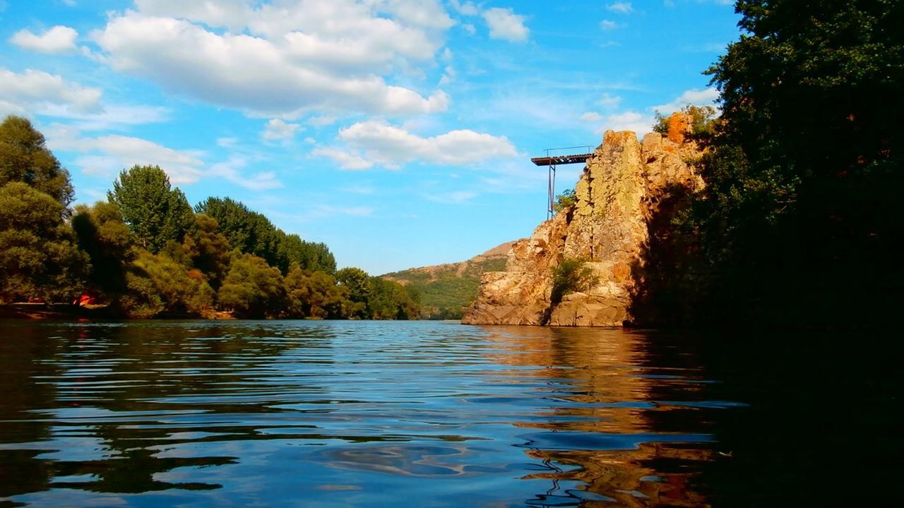 Paradise Hotel Madzharovo Екстер'єр фото
